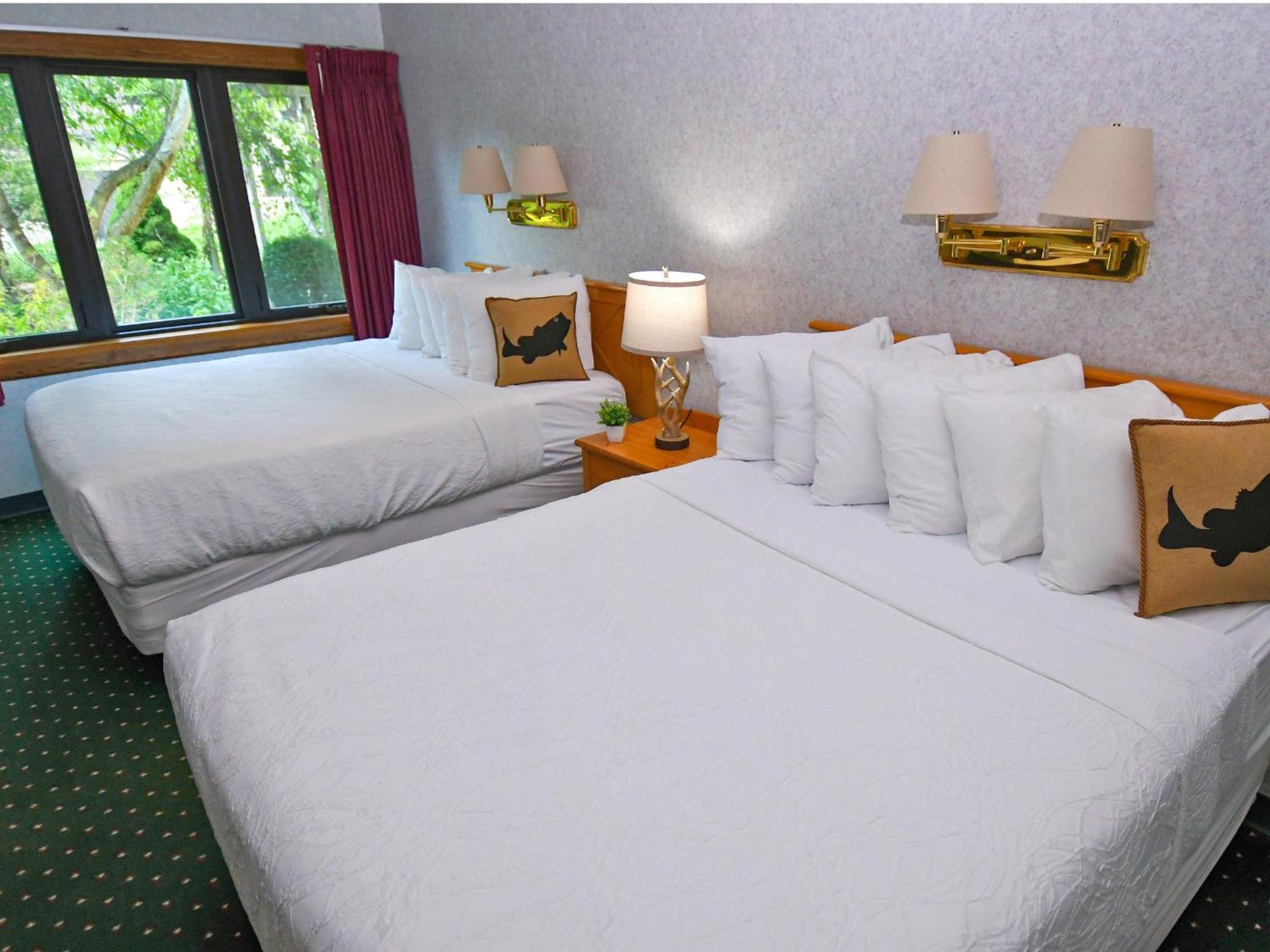 Potawatomi Inn & Cabins Ангола Екстериор снимка